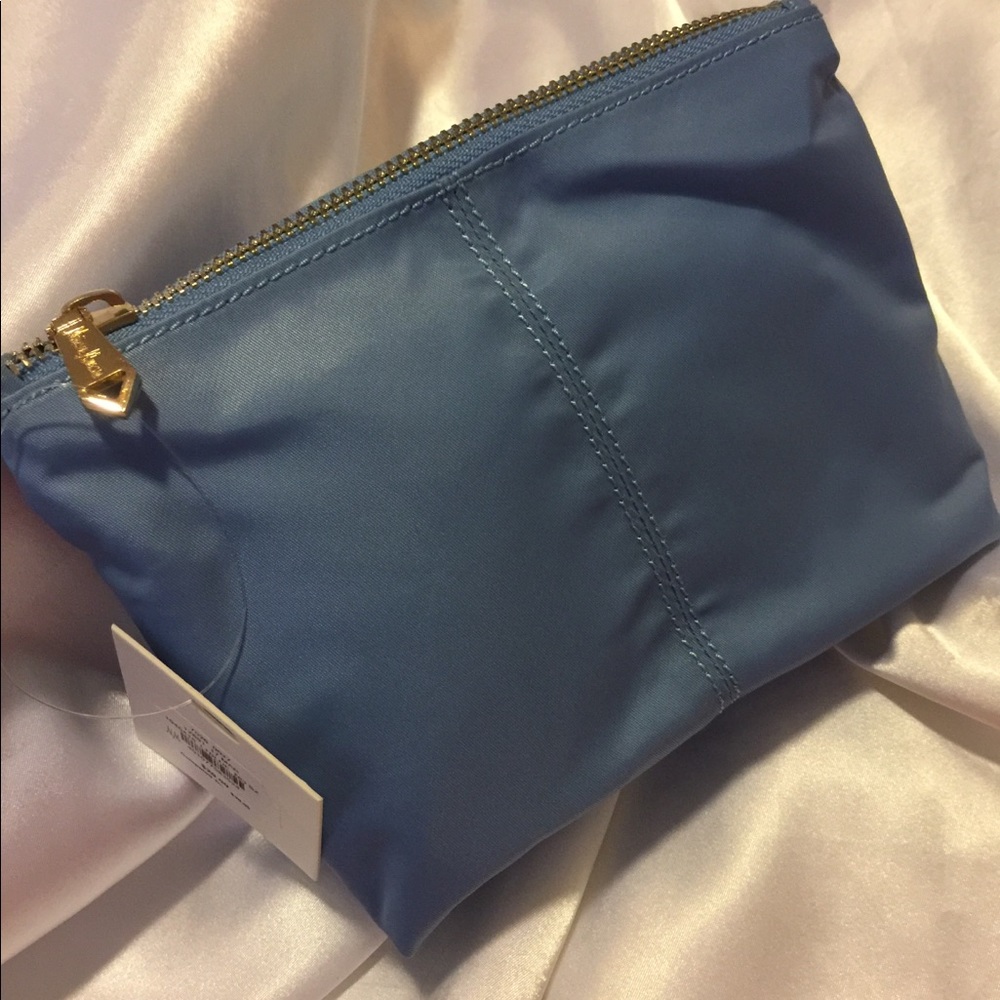New Neiman Marcus Periwinkle Zipper Cosmetic Bag